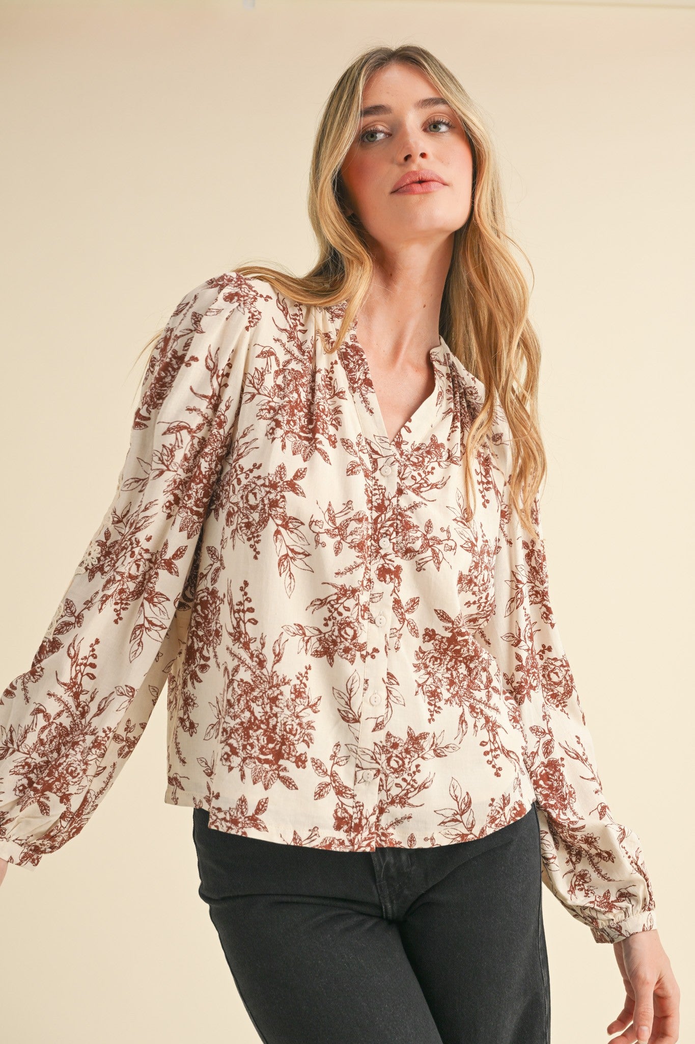 Envy Floral Lace Sleeve Top