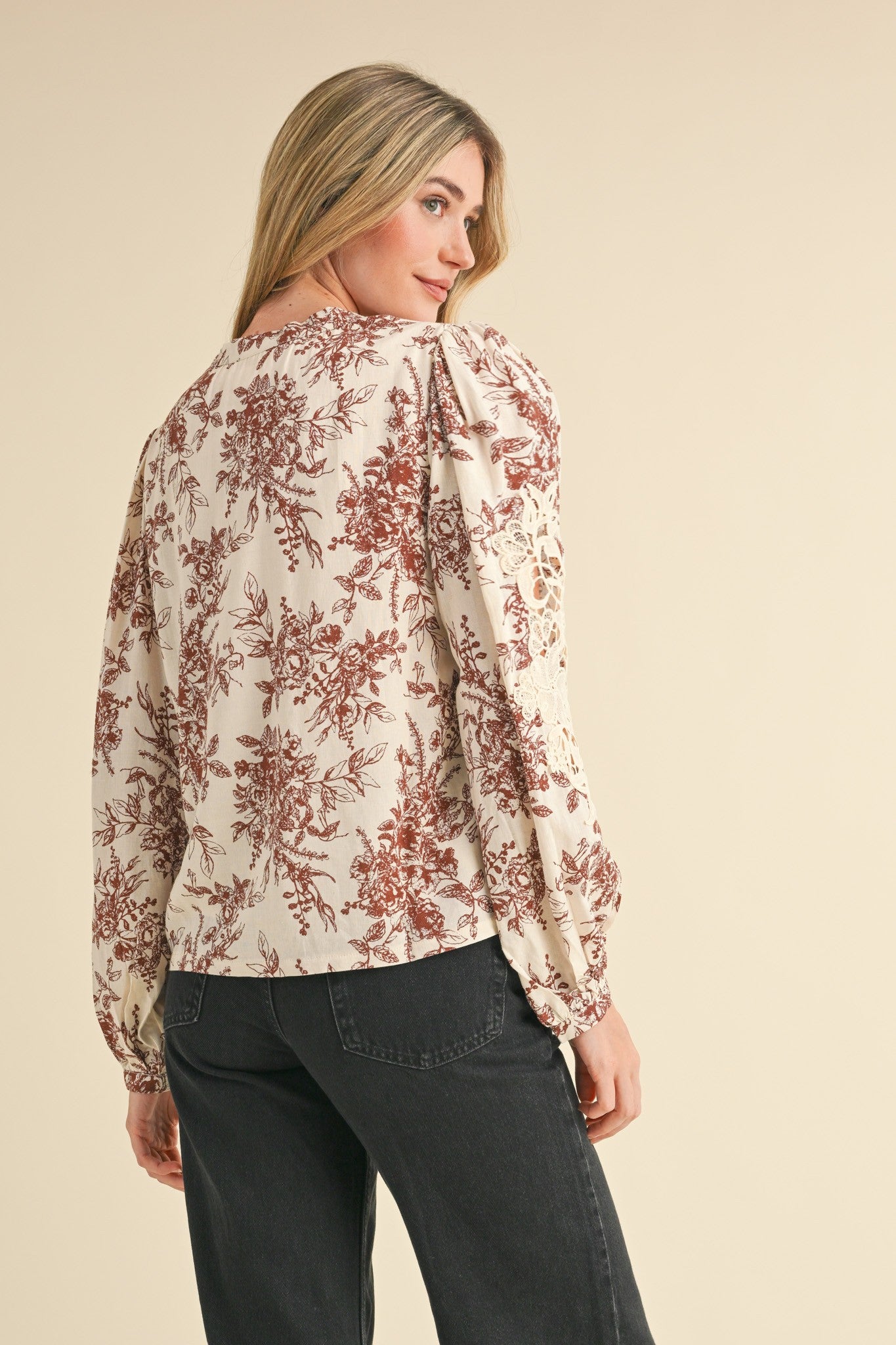 Envy Floral Lace Sleeve Top