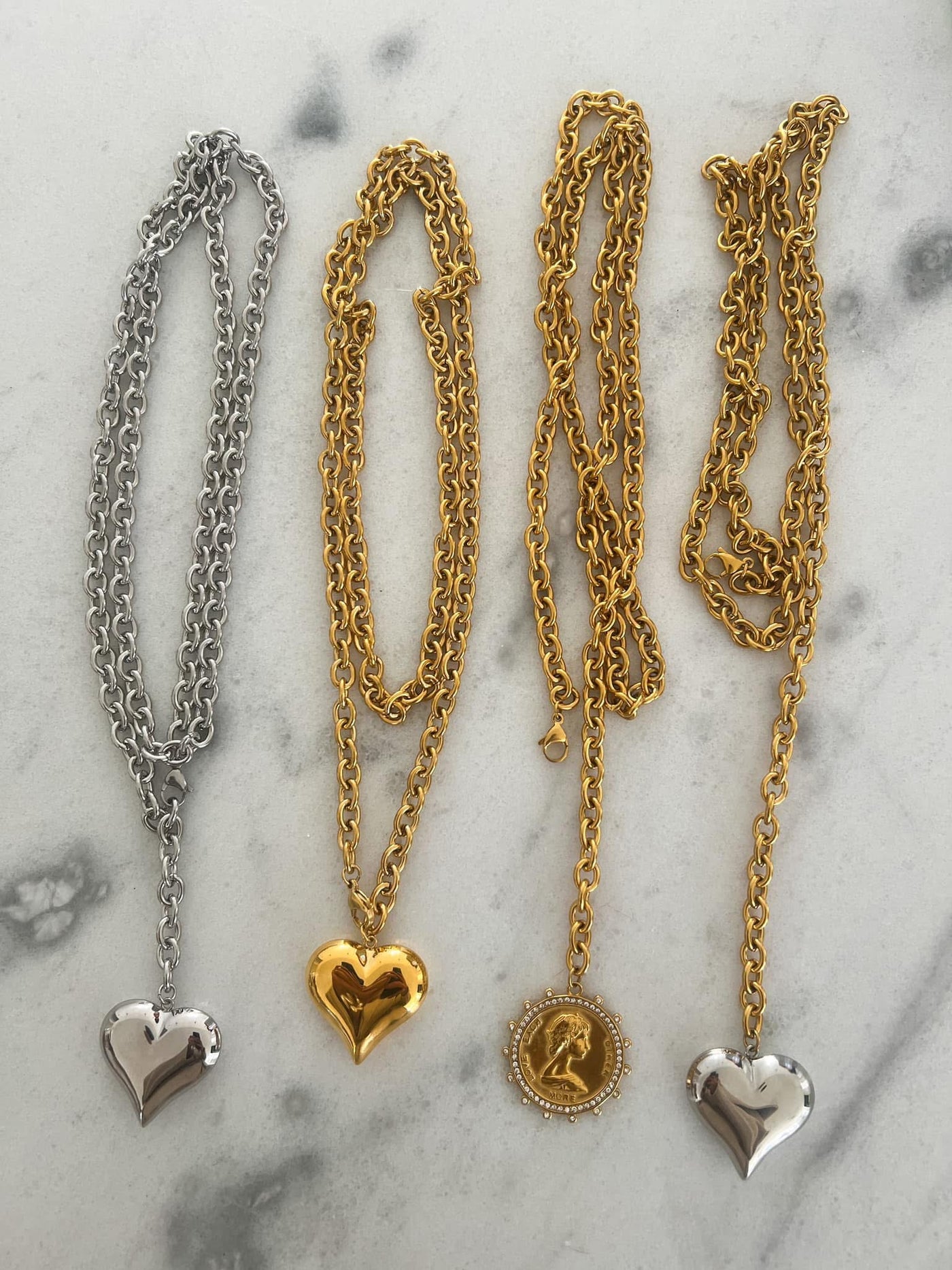 Wrap Around Heart & Chain Necklace by Chansutt